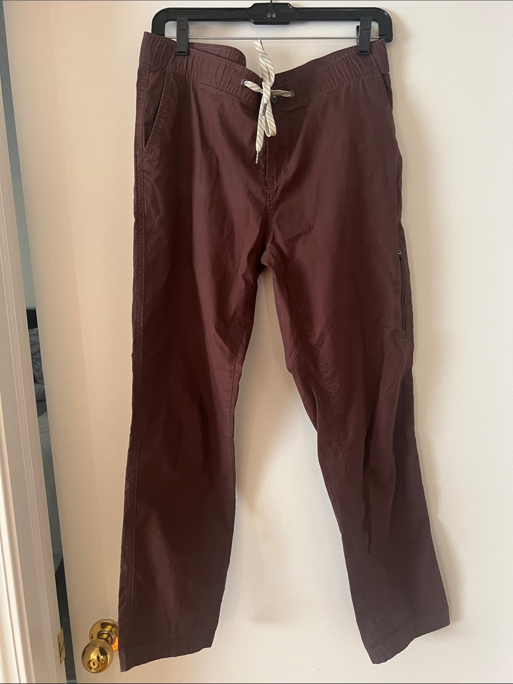 Women’s Drawstring Casual Tech Pants with signature drawstring and zipper pkts